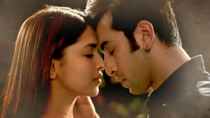 An Healthy Intamate relationship between ranbir and deepika