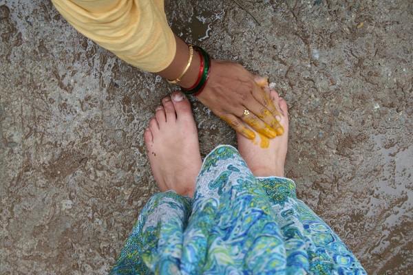 Touching-Feet-Negetive-Positive-Energy