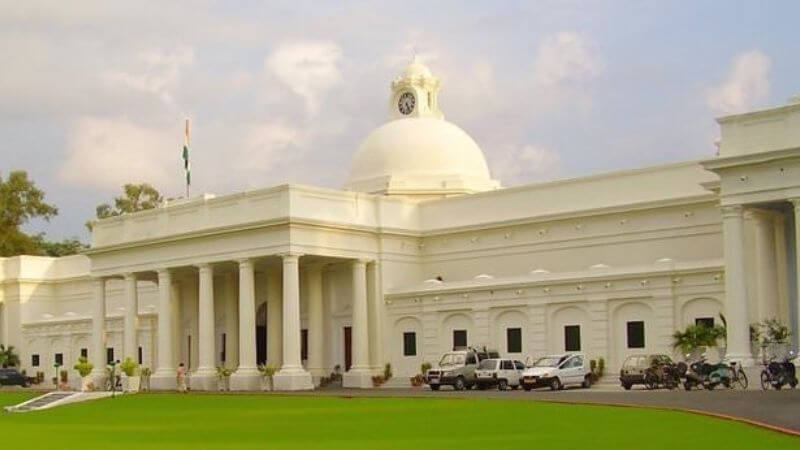 Indian Institute of Technology, Roorkee Top 10 Universities In India