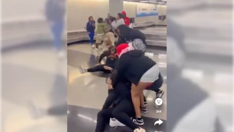 Chicago Airport Fight