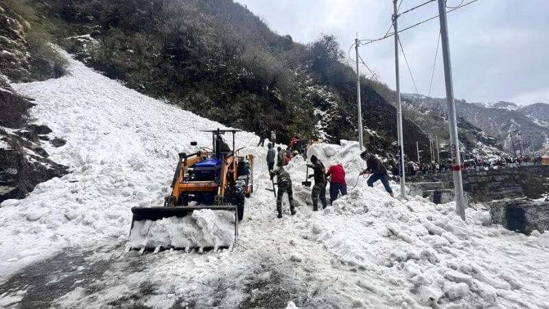 Avalanche hits Uttarakhand's Atlakoti Images
