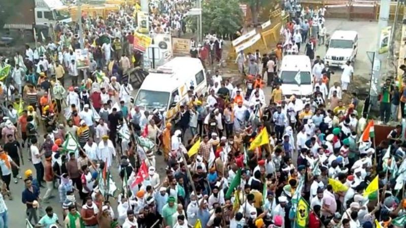 Lathi Charge On Farmers