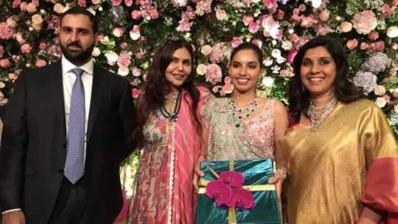 Manasi Kirloskar Tata Wedding
