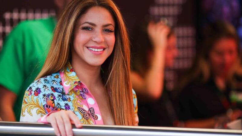 Shakira Dating The F1 Racer