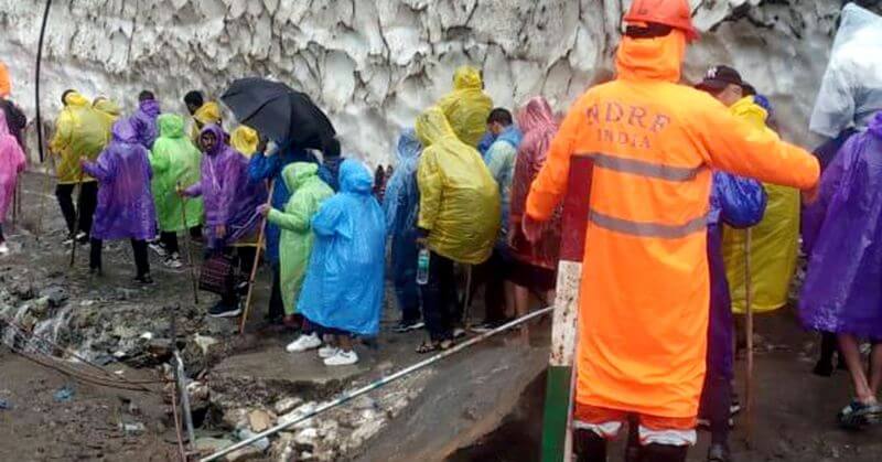 Landslide on Kedarnath yatra route