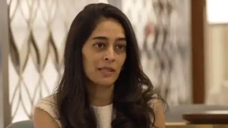 Mallika Sagar Auctioneer