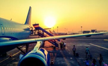 United Airlines Emergency Landing Tampa