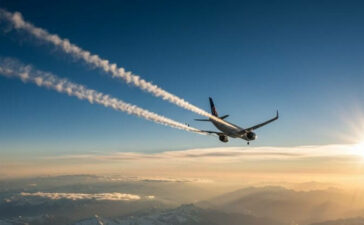 Airplanes Contrails