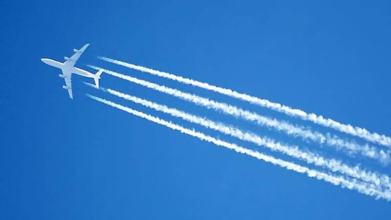 Why Do Airplanes Leave White Lines In The Sky The Real Science Behind Why Do Airplanes Leave White Lines In The Sky The Real Science Behind