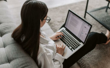 Manager Employee Viral WhatsApp Chat