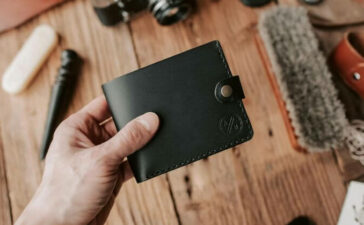 Indian Man Wallet Lost Dubai