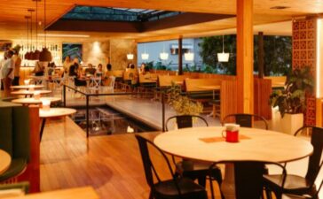 Mandatory Restaurant Service Charge Illegal