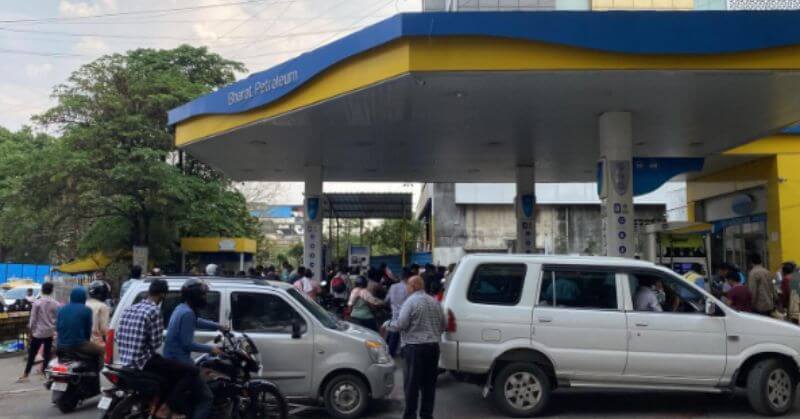 Panic Nagpur Petrol Pump Fuel