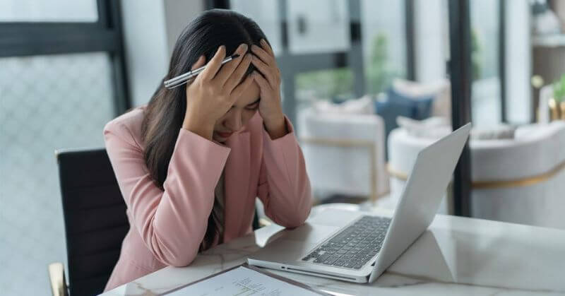 Manager Employee Sick Leave Without Hospital Proof