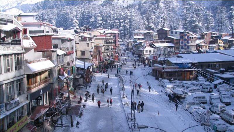 Mall Road Hill Station Manali