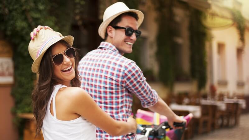 Healthy couples on a cycle