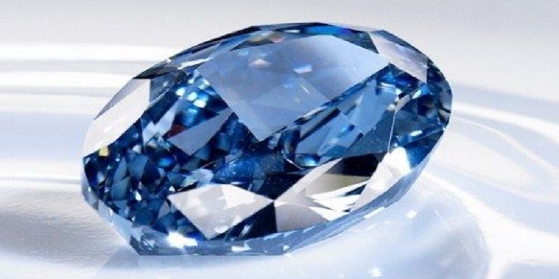 Chopard Blue Diamond Ring