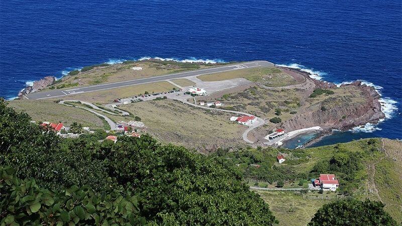 Juancho Yrausquin Airport