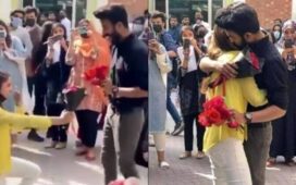 Pak Girl Proposes Boy