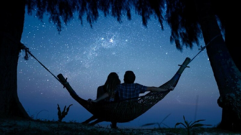 Stargazing date ideas
