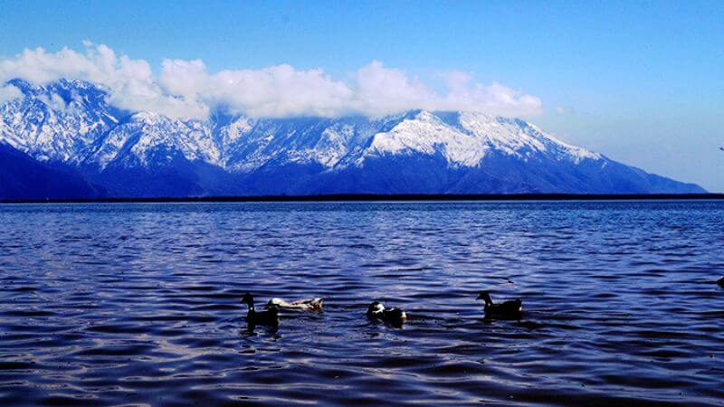 Wular Lake, Jammu And Kashmir