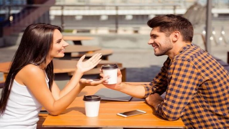 These Are The Things Women Think On The First Date