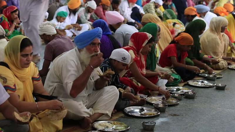 golden temple Langar Offers Free Meals