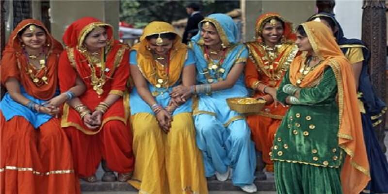 Do You Know Women’s Traditional Indian Dresses Of These 9 States?