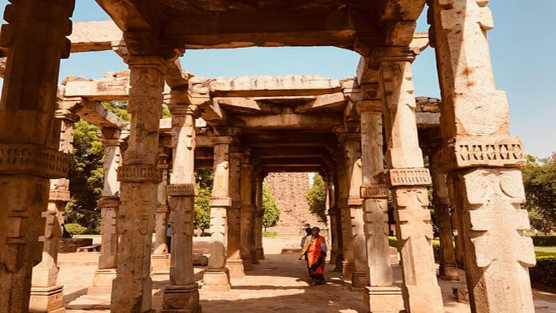 qutub minar