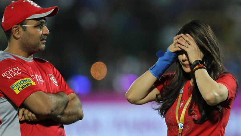 Preity Zinta In Verbal Argument With Virender Sehwag