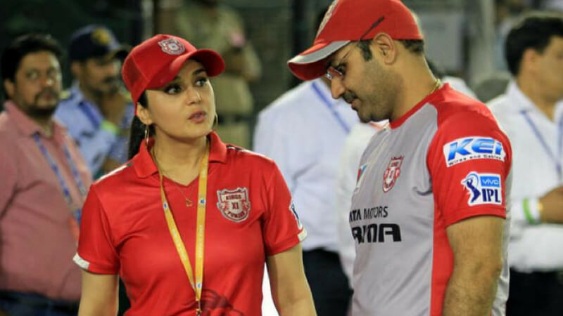 Preity Zinta In Verbal Argument With Virender Sehwag